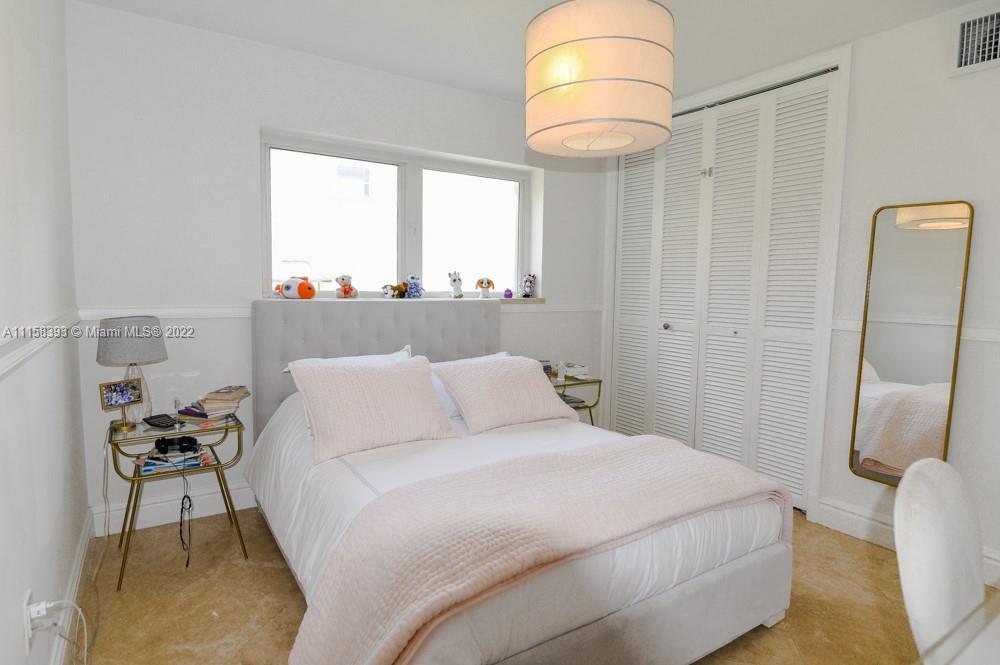 MASHTA ISLAND - Residential