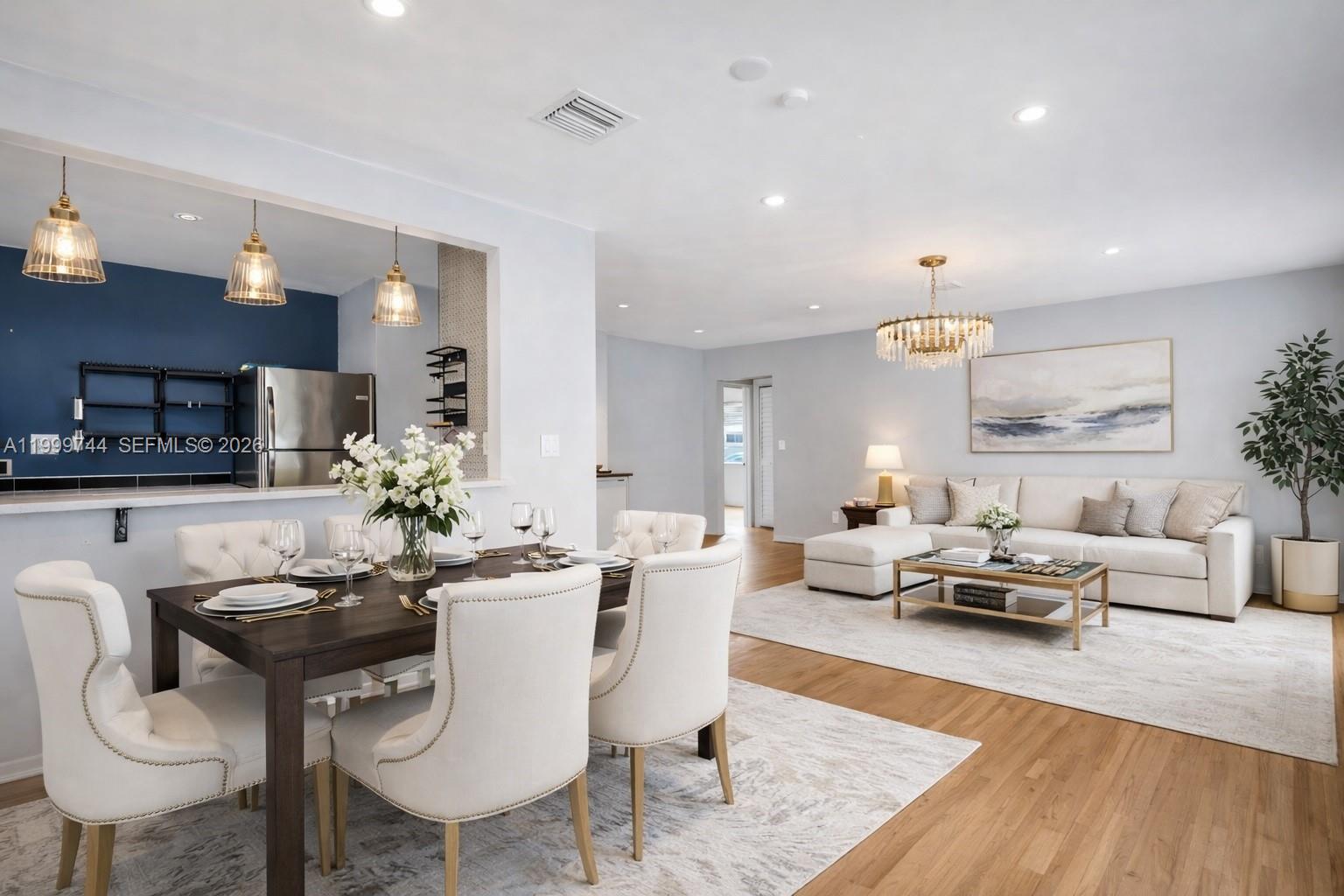 HOLLYWOOD - Residential Lease