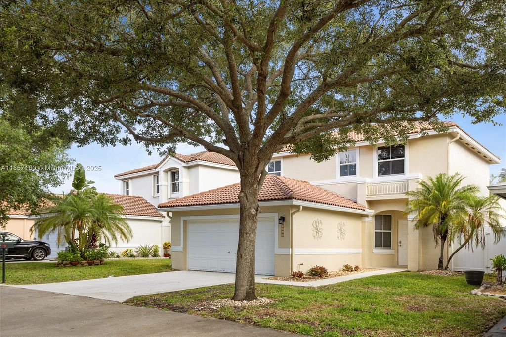 Photo of 15141 SW 49th St, Davie, FL 33331 (MLS # A11857180)