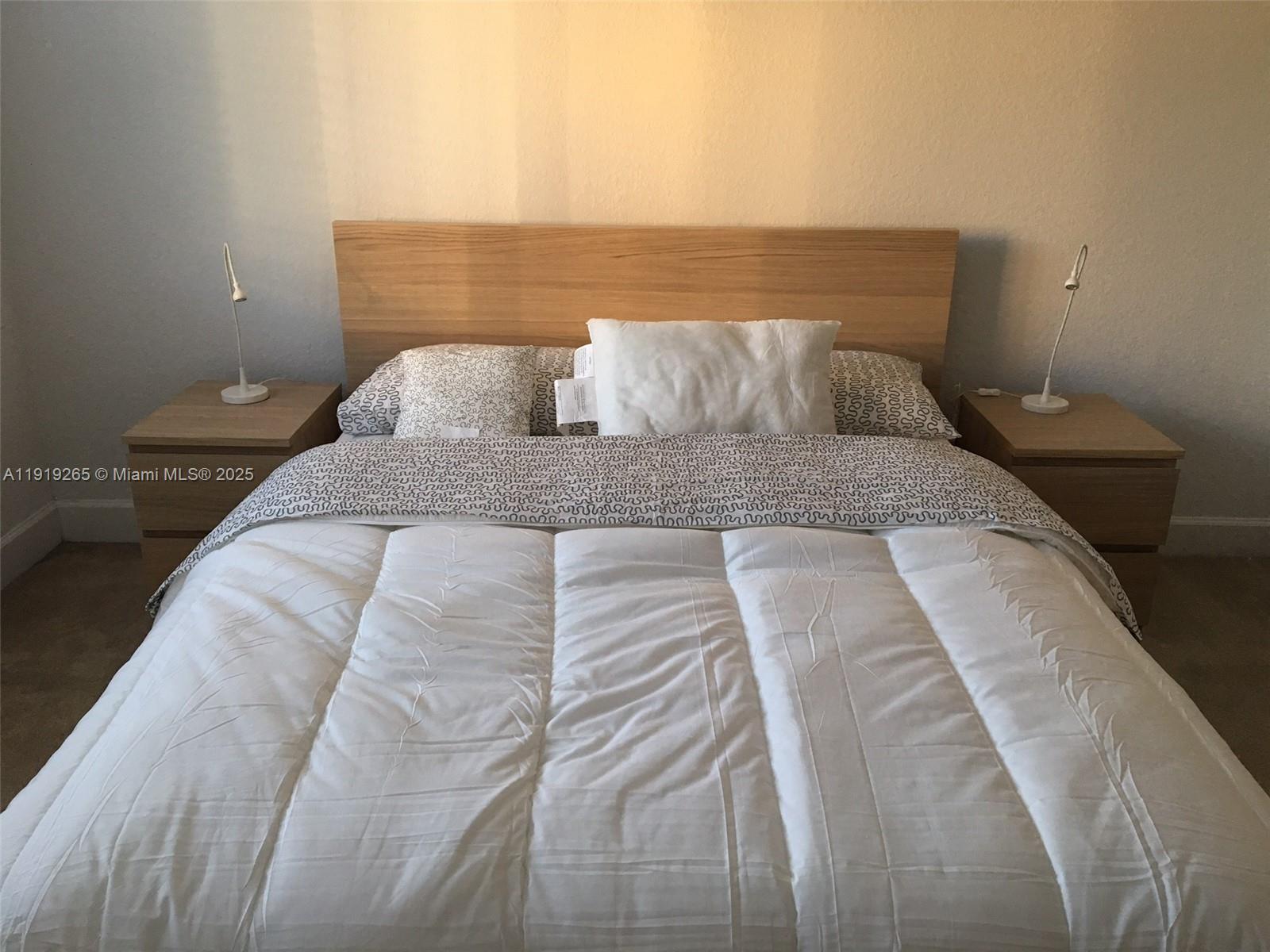 Valencia Condo - Residential Lease