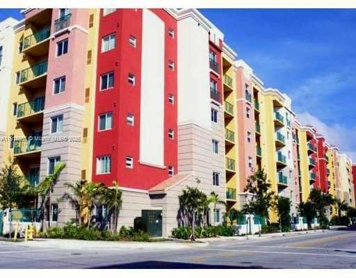 Valencia Condo - Residential Lease