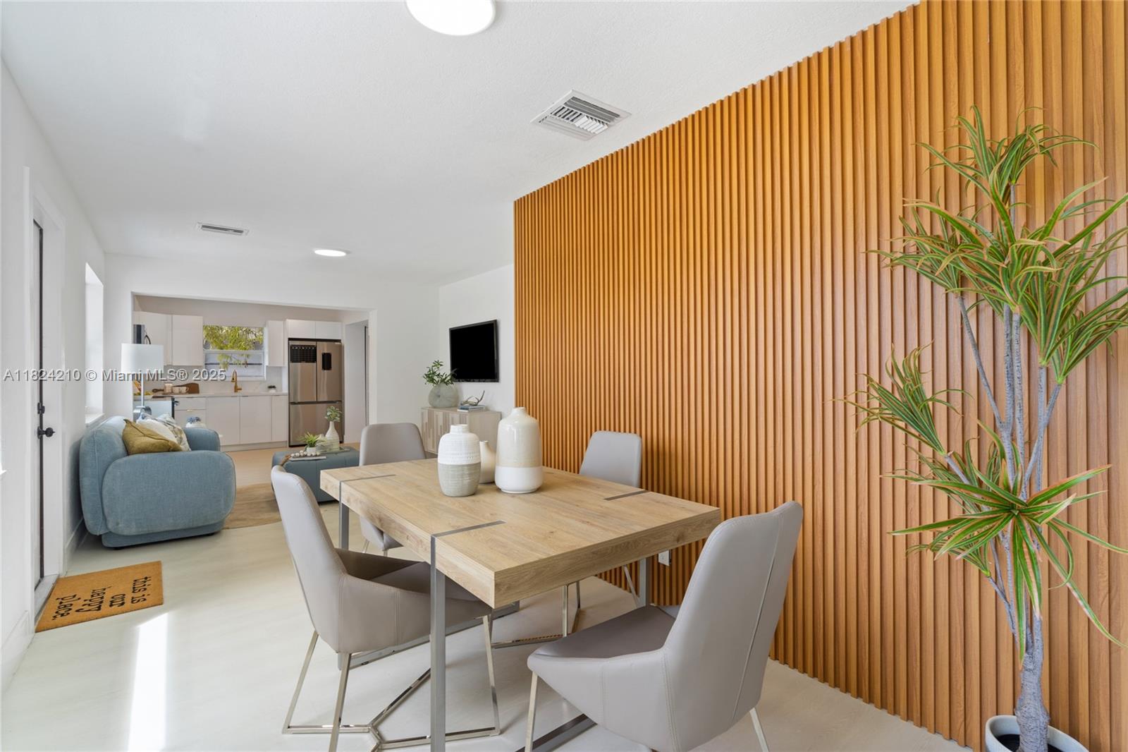 S/D OF 17-46-43, N 1/2 OF - Residential Lease