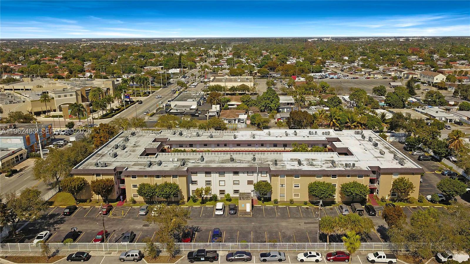 ROYAL PALM GARDENS CONDO - Residential