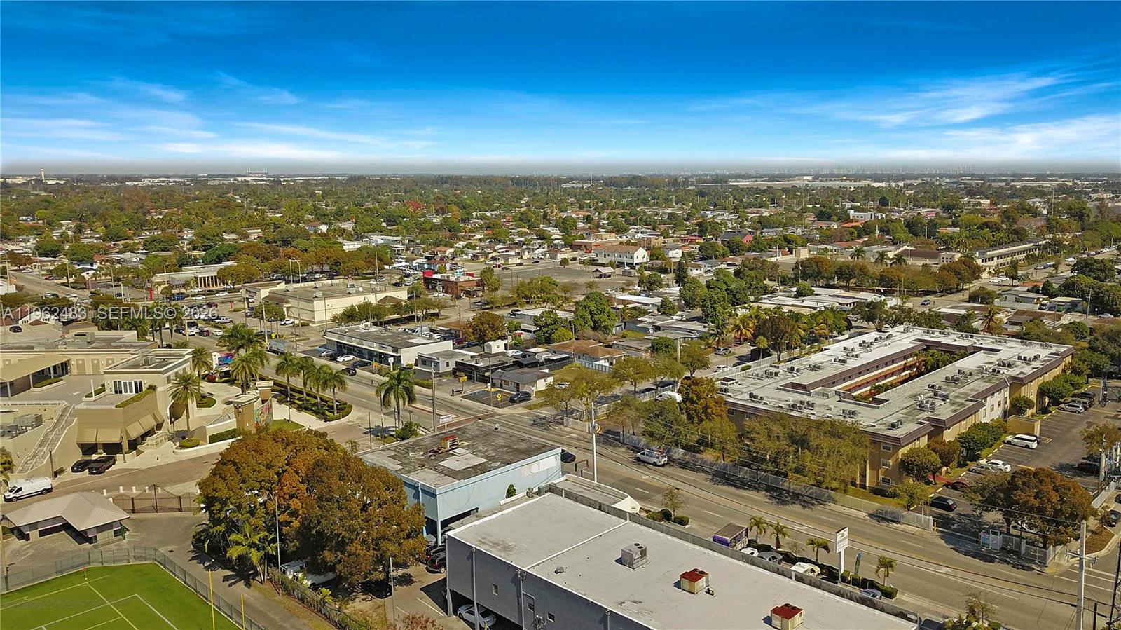 ROYAL PALM GARDENS CONDO - Residential