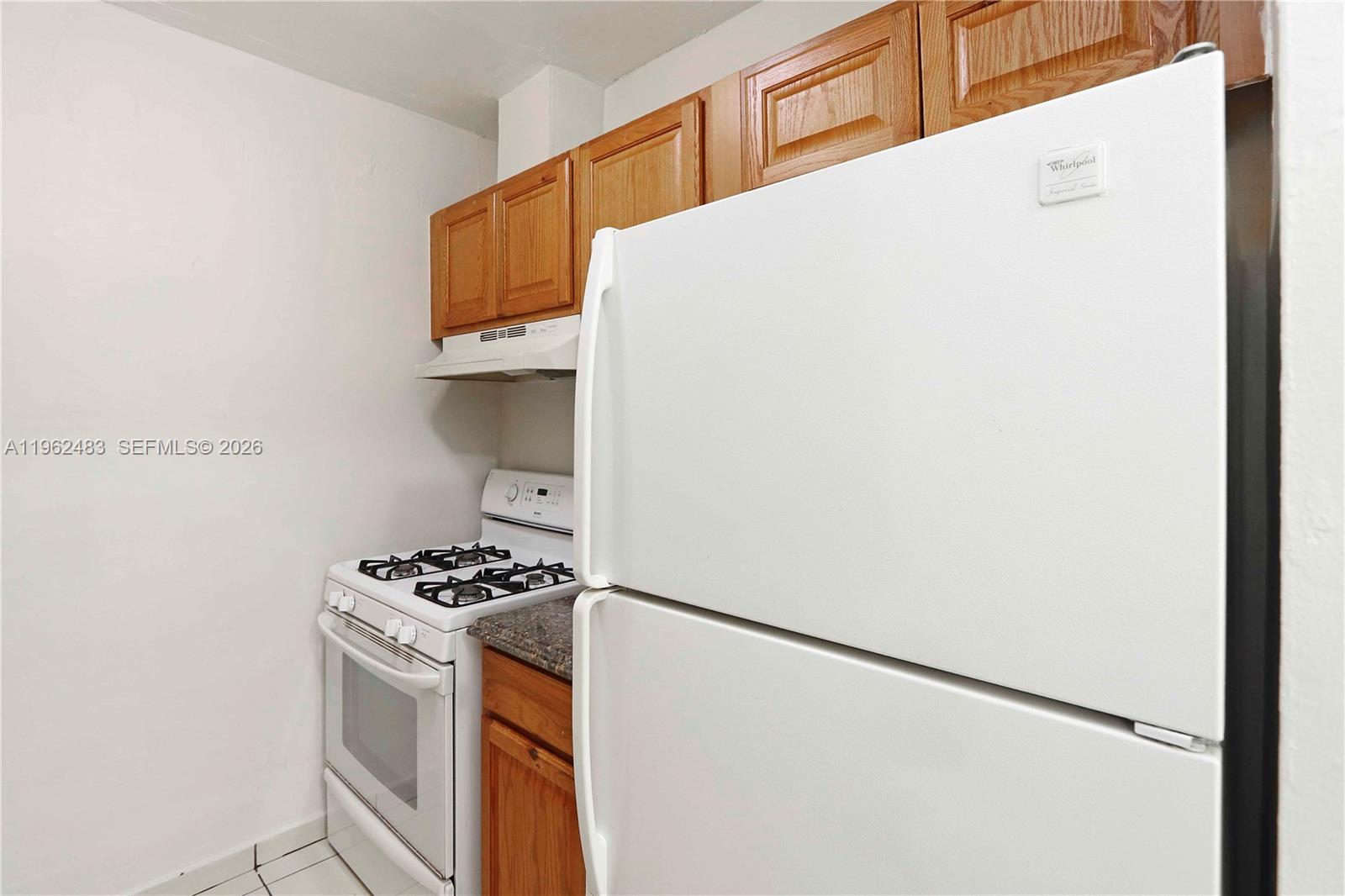 ROYAL PALM GARDENS CONDO - Residential