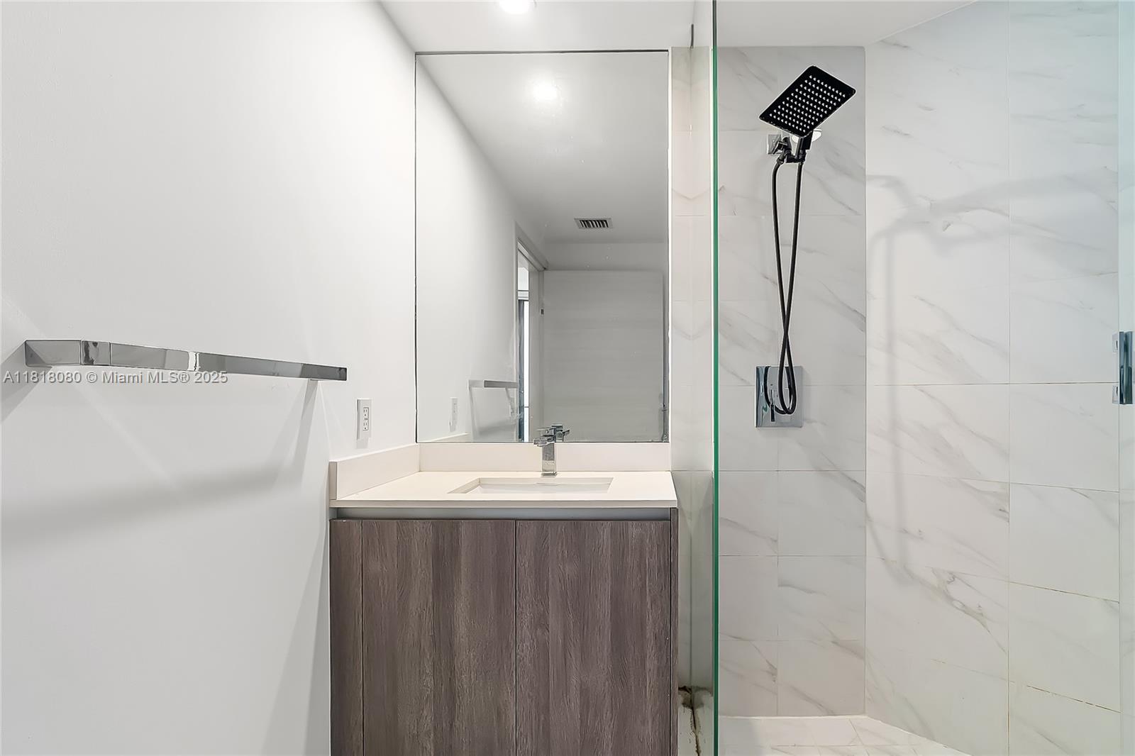 801 SMA RESIDENCES CONDO - Residential