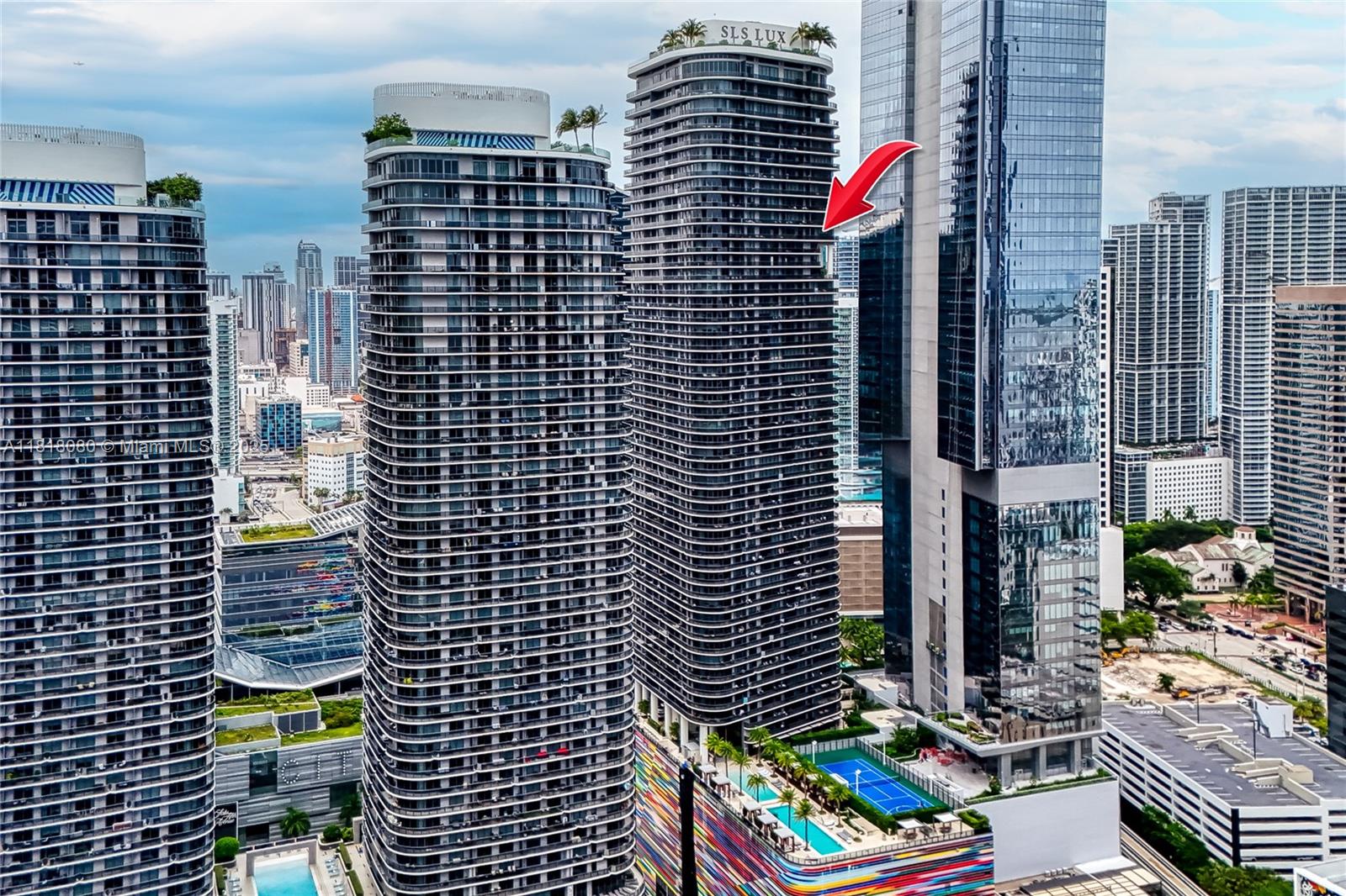 801 SMA RESIDENCES CONDO - Residential