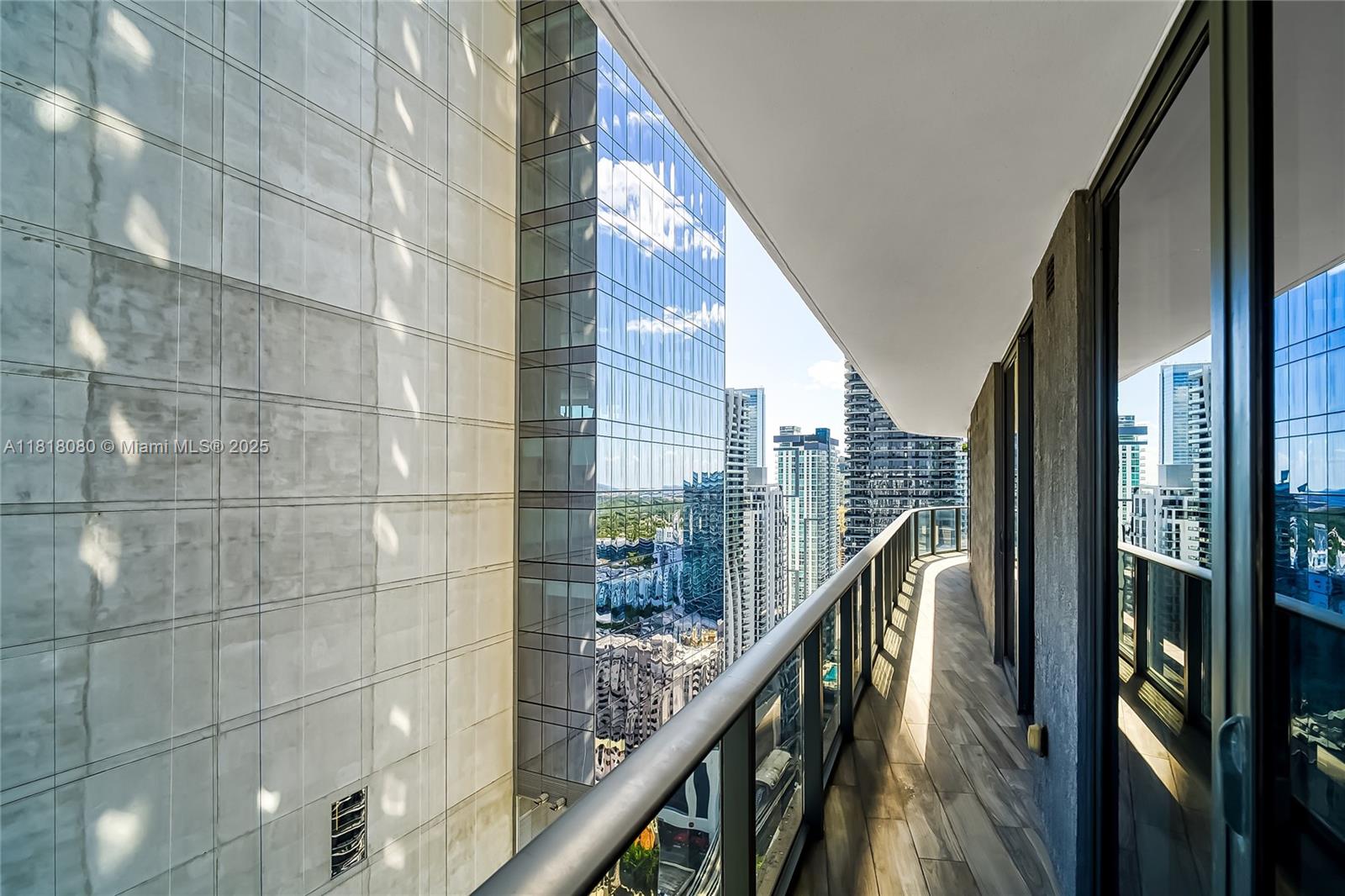 801 SMA RESIDENCES CONDO - Residential