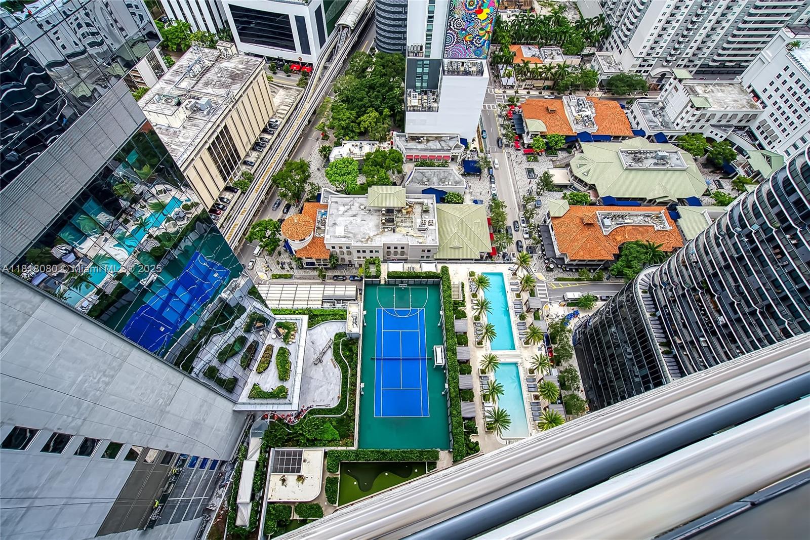 801 SMA RESIDENCES CONDO - Residential