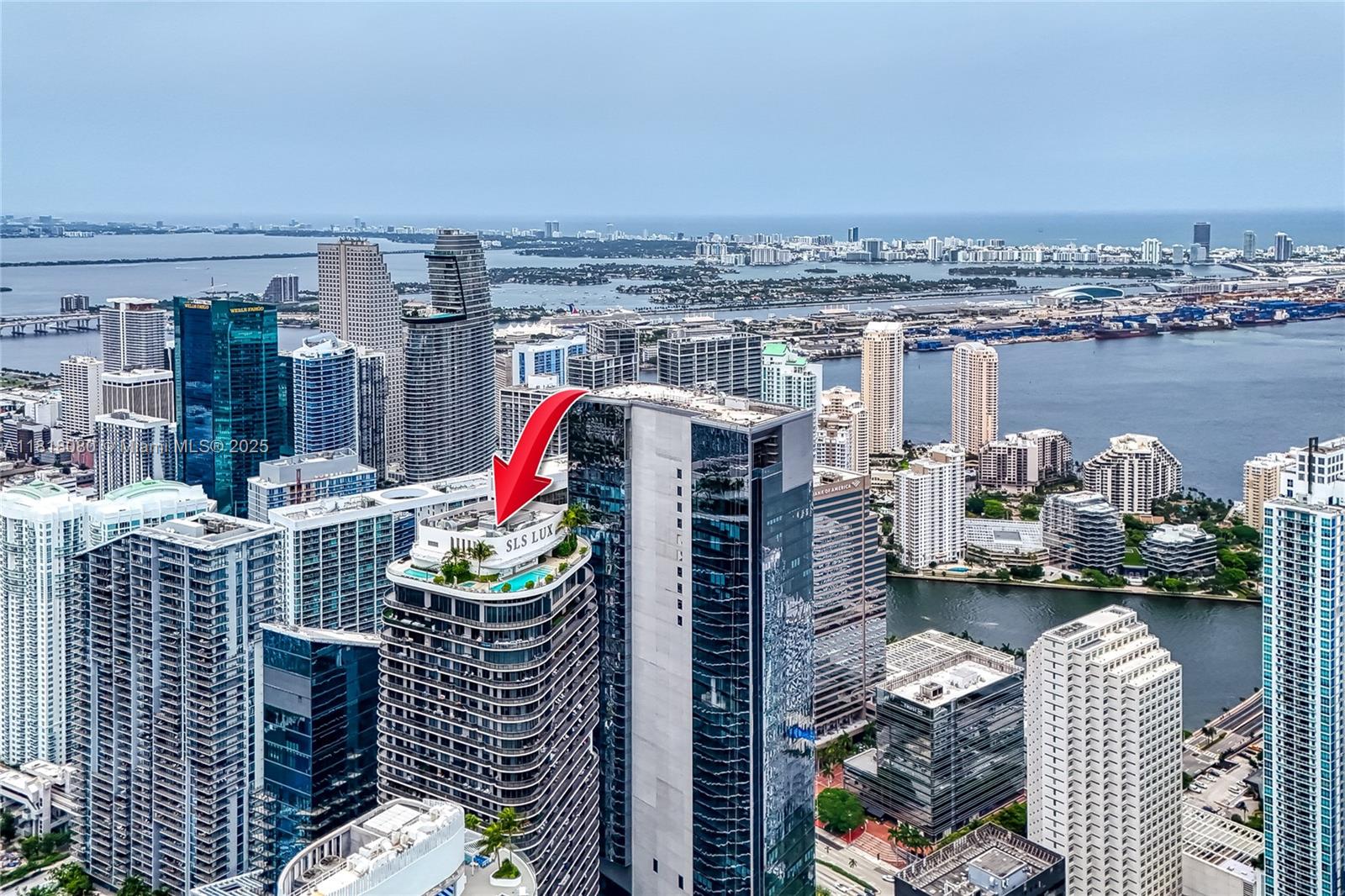 801 SMA RESIDENCES CONDO - Residential