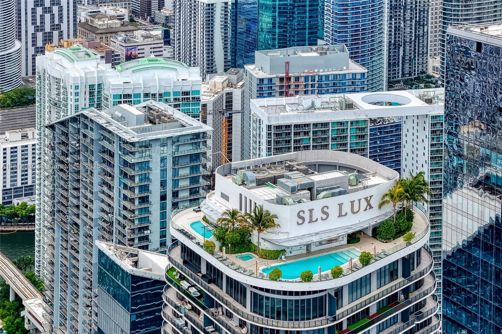 801 SMA RESIDENCES CONDO - Residential