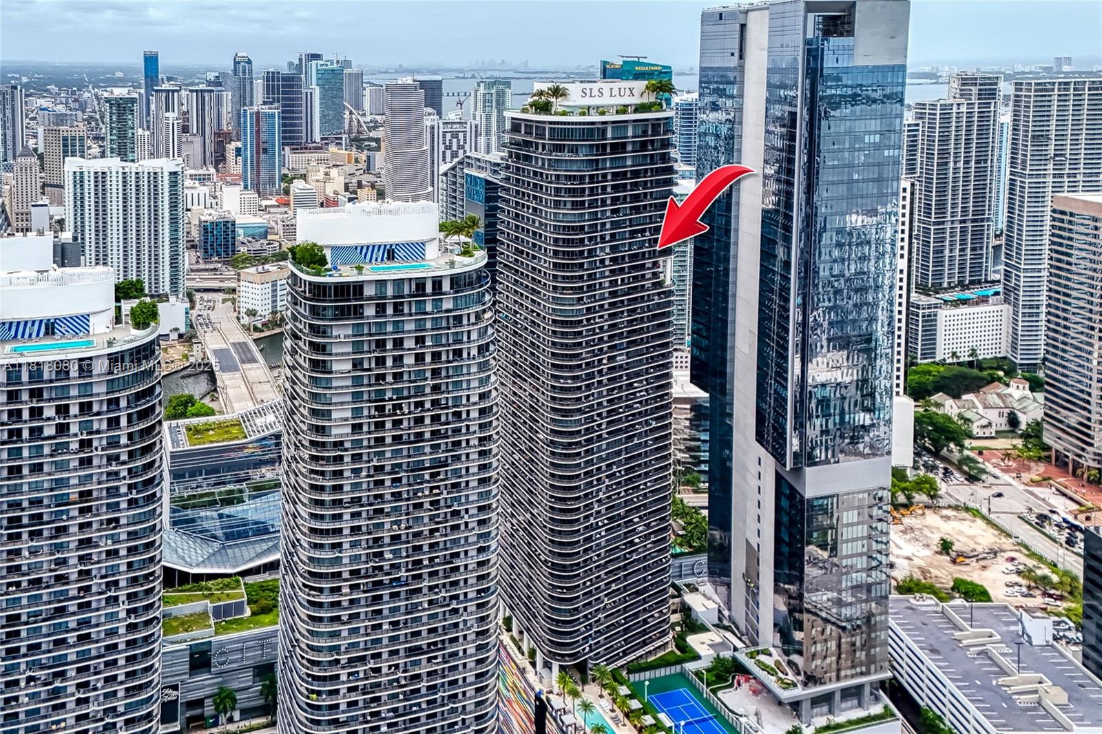 801 SMA RESIDENCES CONDO - Residential