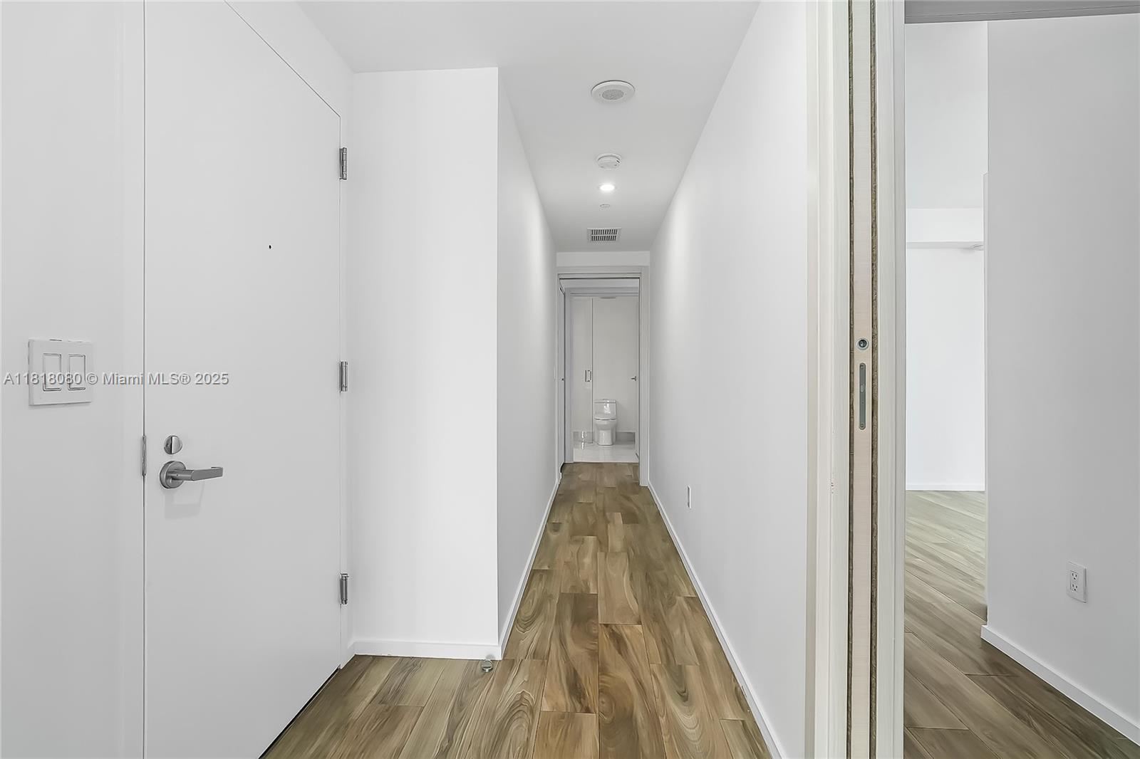 801 SMA RESIDENCES CONDO - Residential