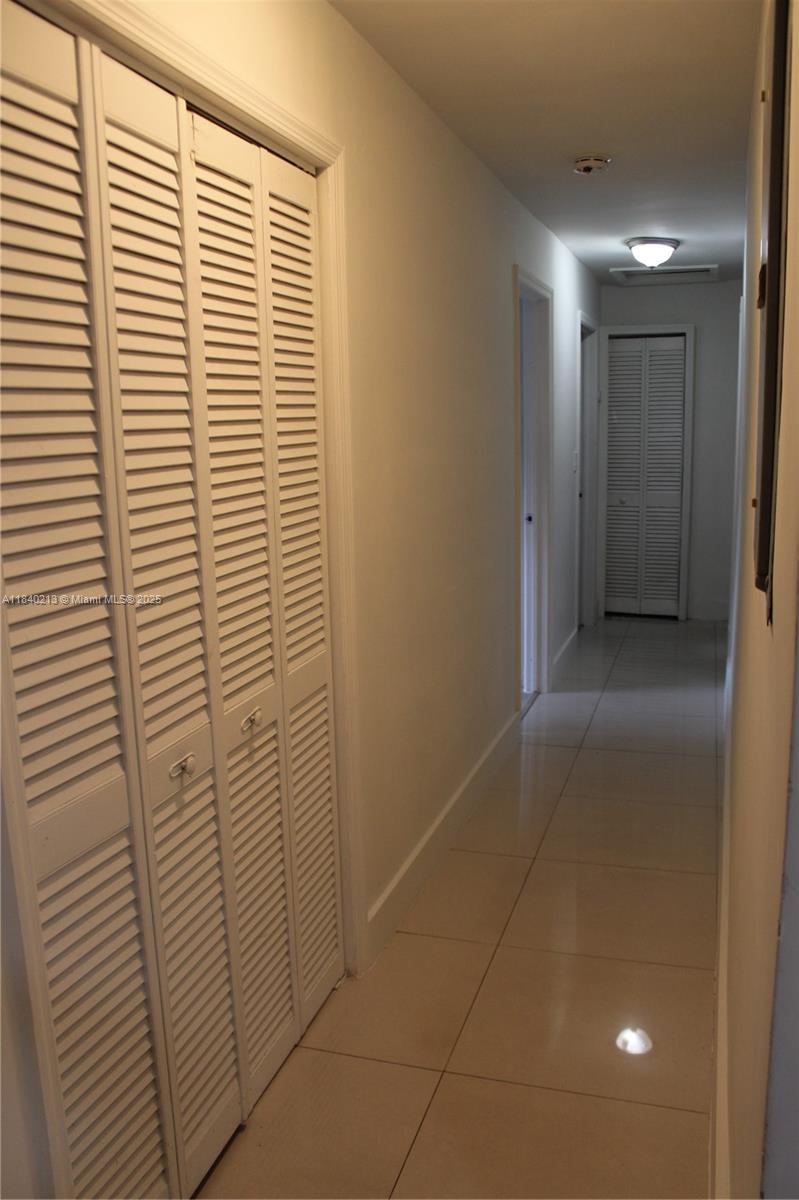 PALM LANE VILLA NO 4 - Residential