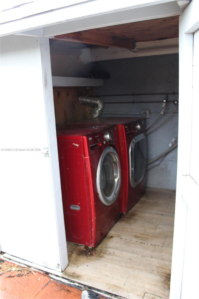 PALM LANE VILLA NO 4 - Residential