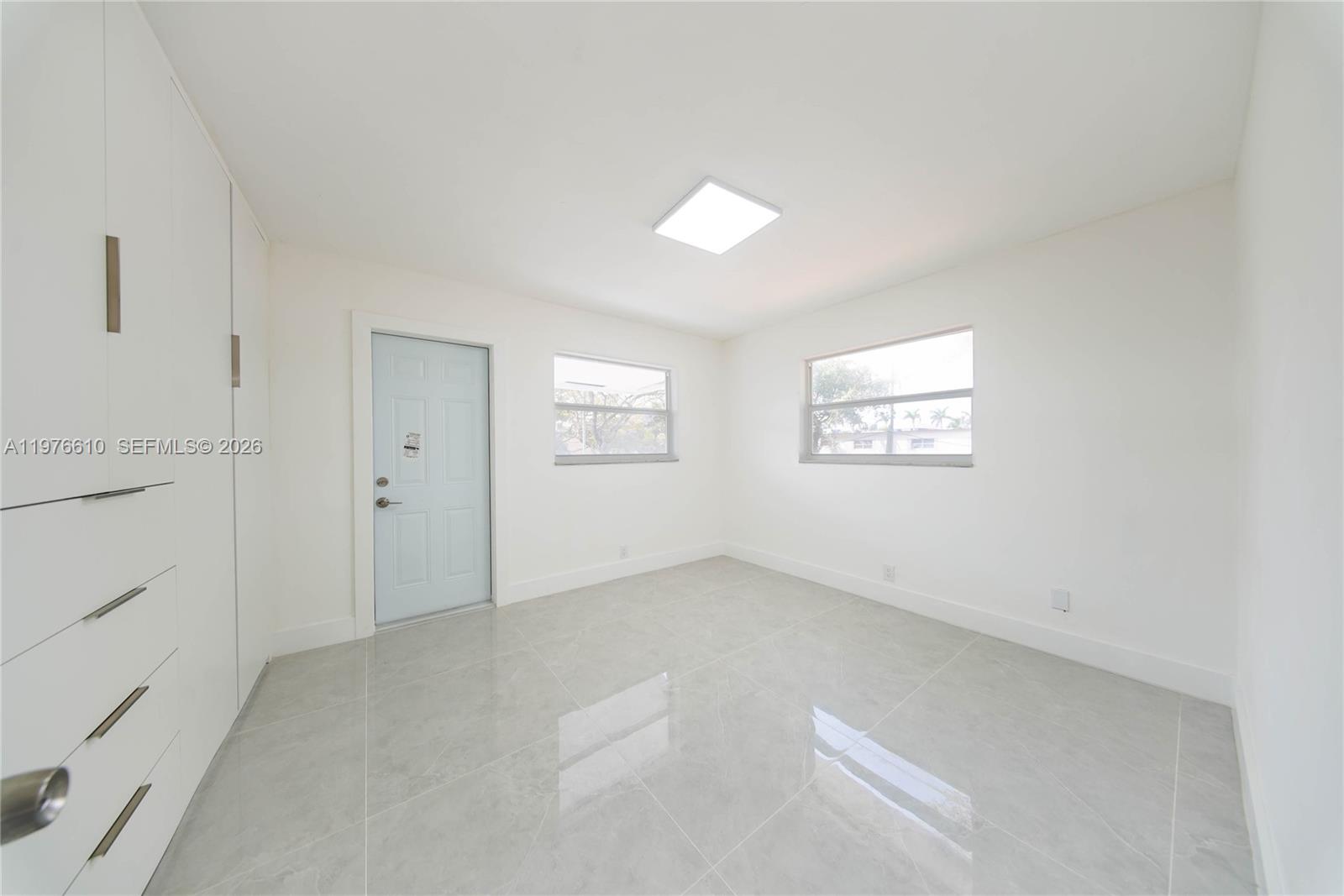 PELL MANOR CONDOMINIUM 3 - Residential