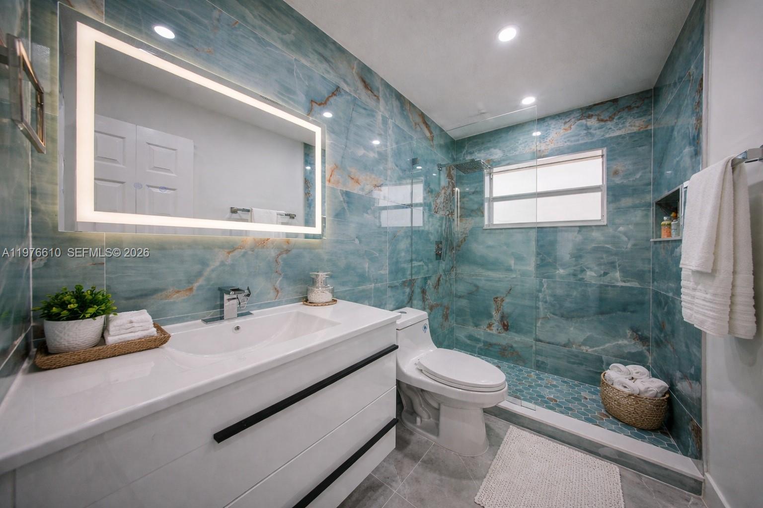 PELL MANOR CONDOMINIUM 3 - Residential