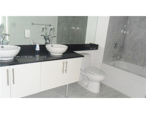 BRICKELL ON THE RIVER N T - Residential Lease