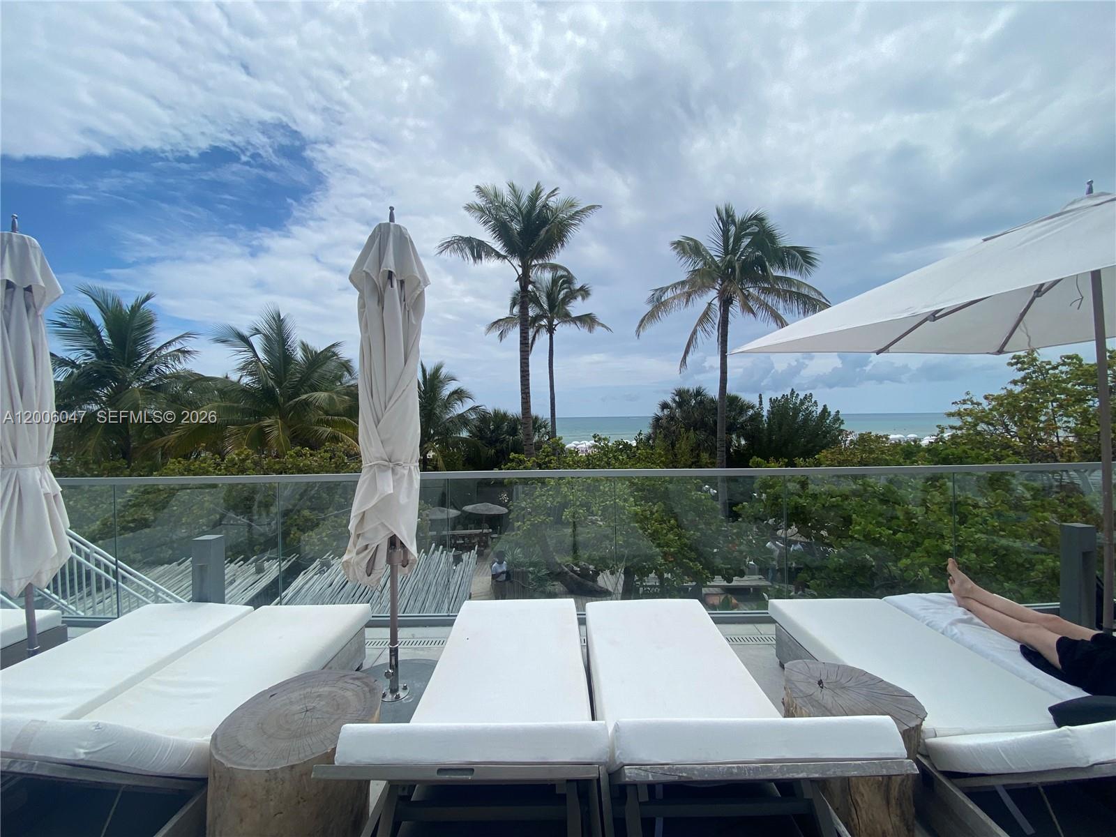 Roney Palace - Residential Lease