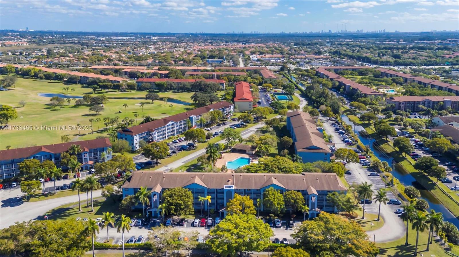CAMBRIDGE AT CENTURY VILL - Residential