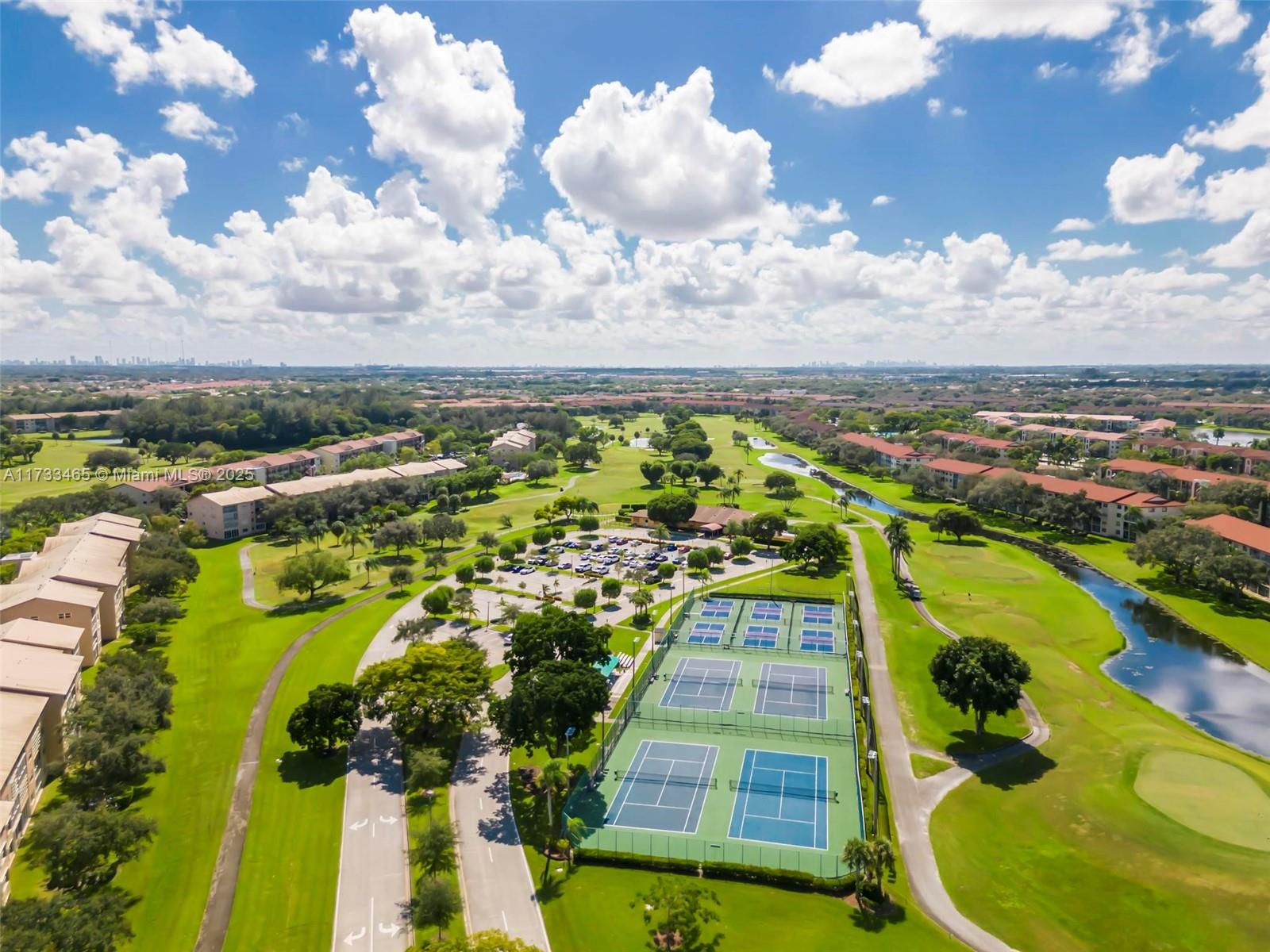 CAMBRIDGE AT CENTURY VILL - Residential