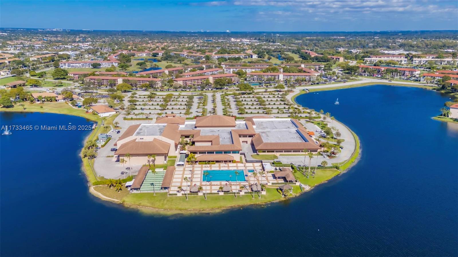 CAMBRIDGE AT CENTURY VILL - Residential