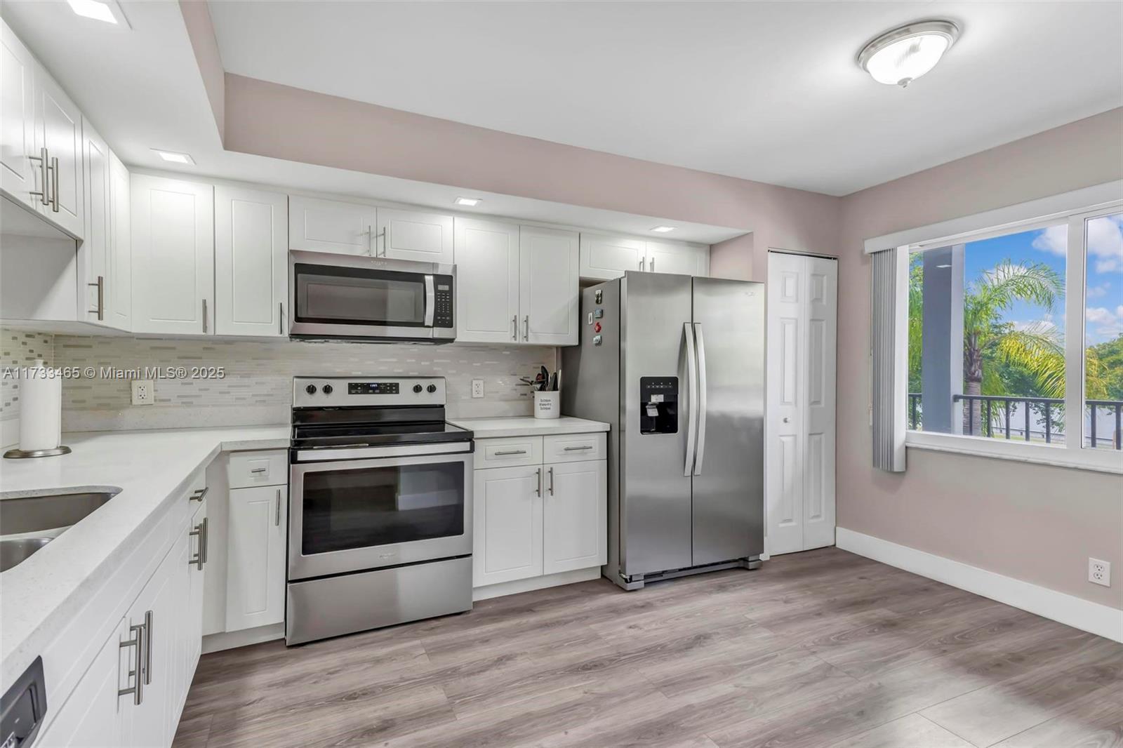 Property for Sale at 1401 Sw 128th Ter 307H, Pembroke Pines, Miami-Dade County, Florida - Bedrooms: 2 
Bathrooms: 2  - $270,000