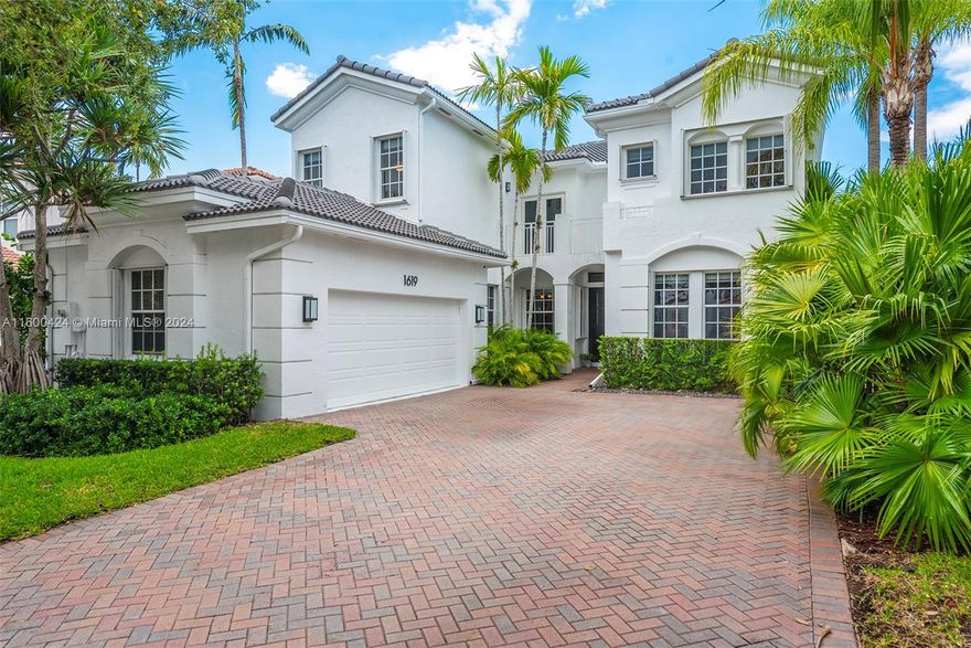 PRESIDENTIAL ESTATES, highly desirable GARLAND model, with extra 4th bedroom option on 2nd level, located on an oversized 11,891sqft lot with pool & garden views. This deep lot allows for extra privacy and convenience with direct access to the community walking path from the backyard, plenty of room for entertaining on this expansive lot. This meticulously maintained, 6 bed 5.5 bath + guest quarters, 4212sqft home offers many upgrades- marble & wood floors and kitchen w/gas cooking, volume ceilings, two walk-in primary closets, 2 car garage, hurricane shutters, and large backyard patio with pool.  This guard gated community is located near restaurants, shops, schools, houses of worship, close to beaches, international airports, and major highways. Contact today for a private showing.