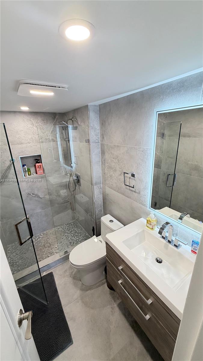 ARLEN HOUSE EAST CONDO - Residential