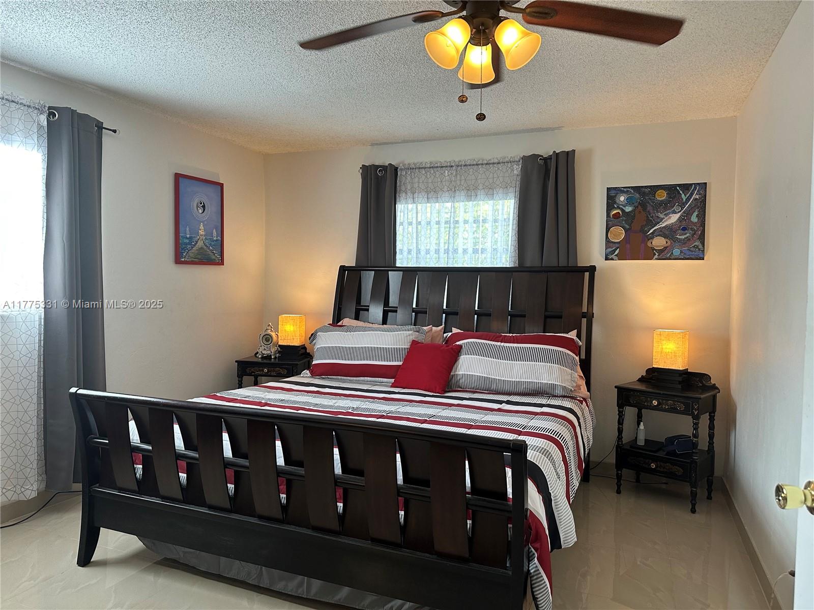 SAPPHIRE CONDO - Residential