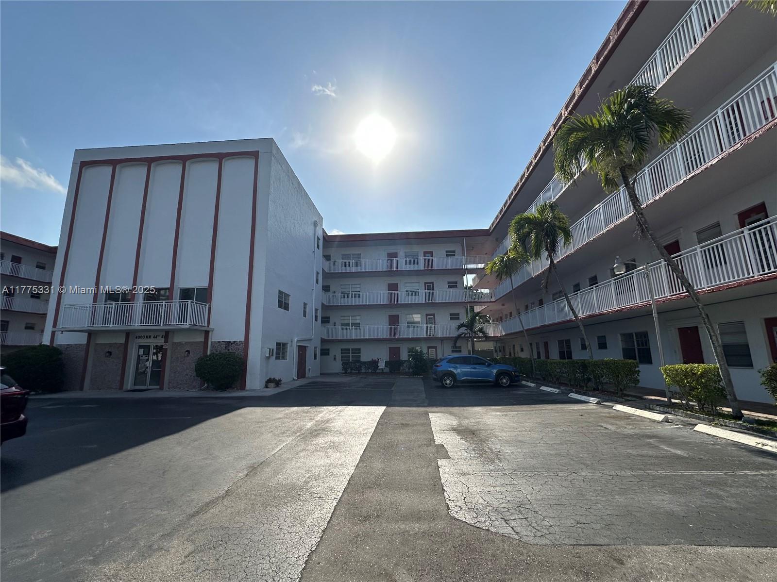 4000 NW 44th Ave 306