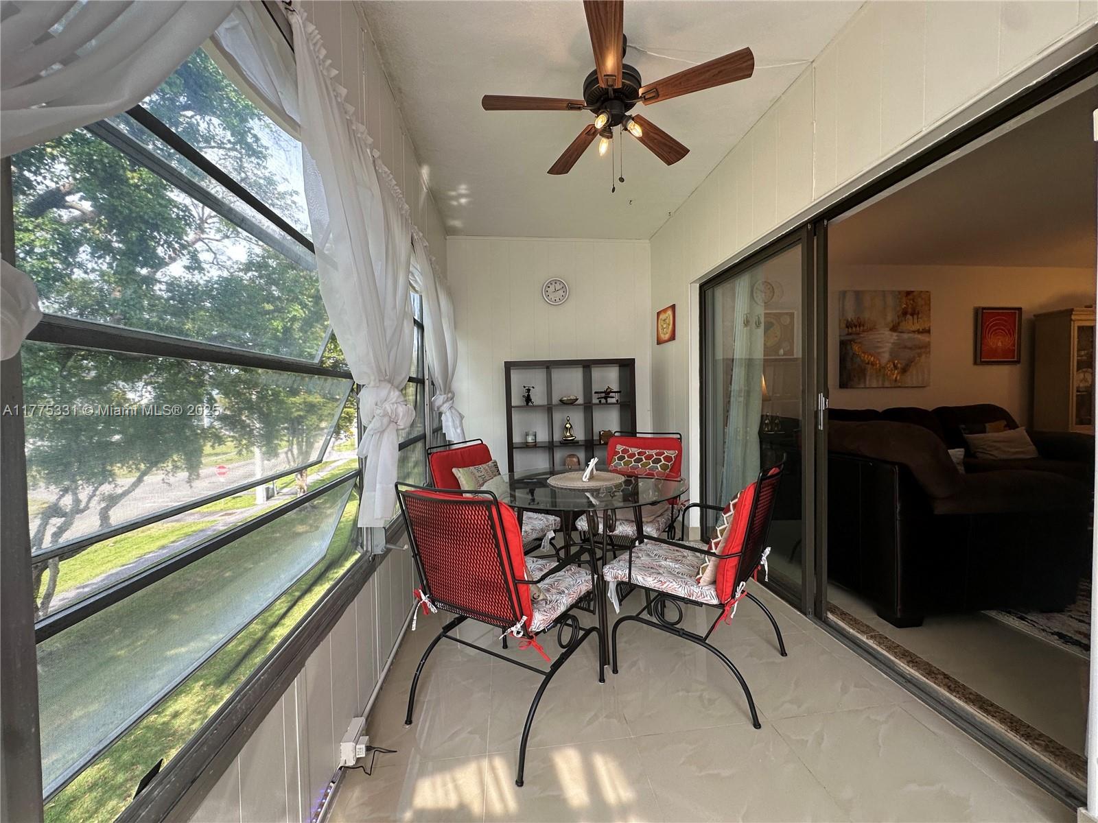 SAPPHIRE CONDO - Residential