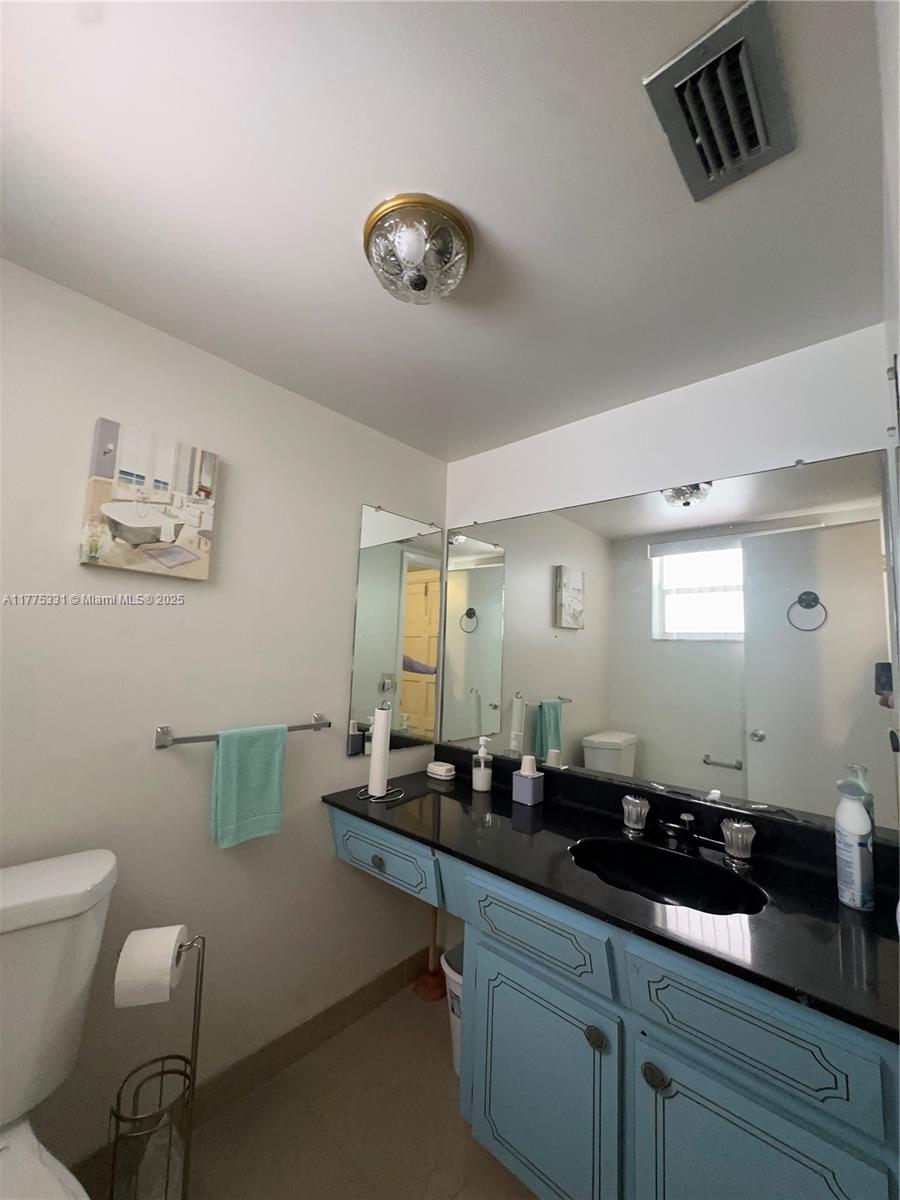 SAPPHIRE CONDO - Residential