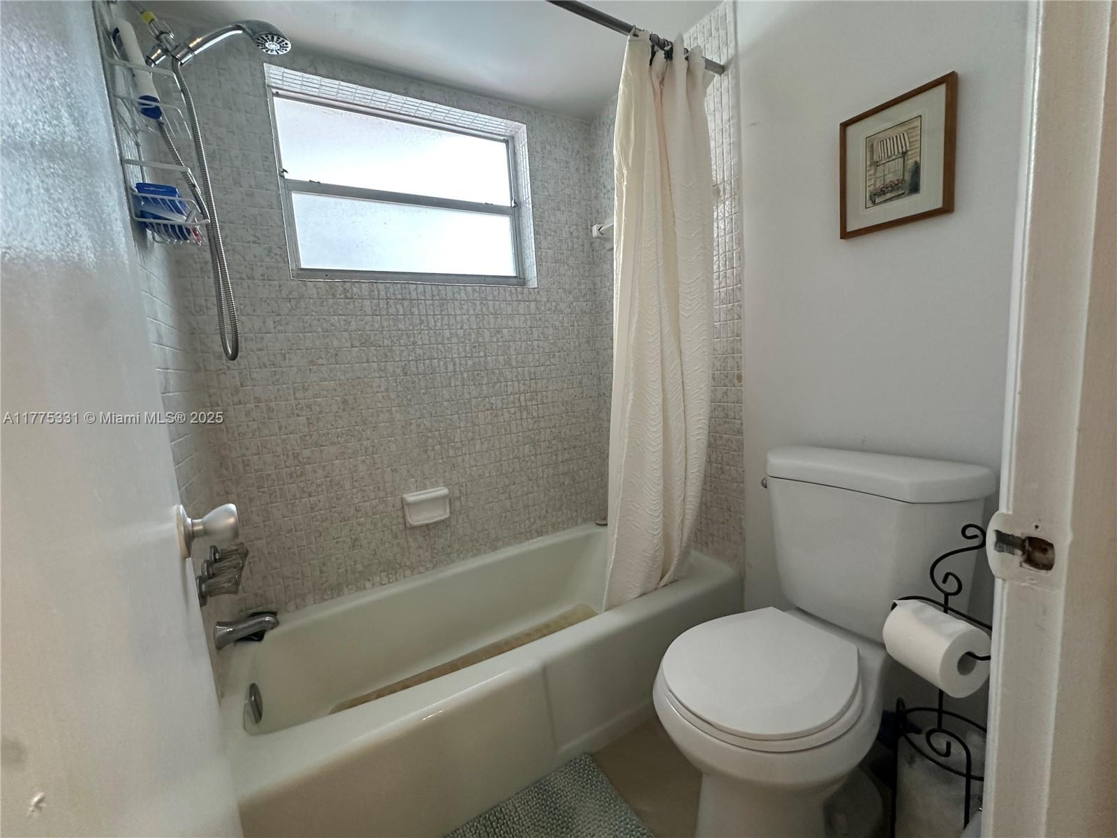 SAPPHIRE CONDO - Residential