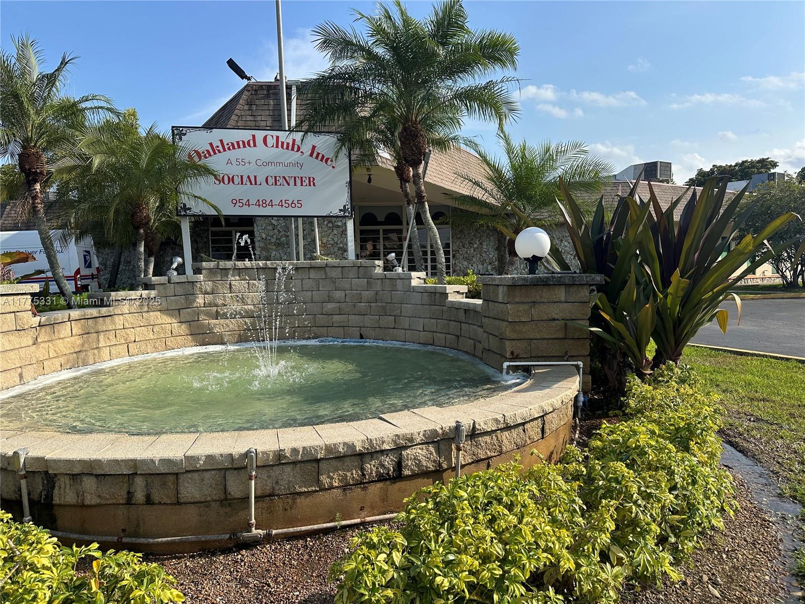 Property for Sale at 4000 Nw 44th Ave 306, Lauderdale Lakes, Broward County, Florida - Bedrooms: 1 
Bathrooms: 2  - $112,000