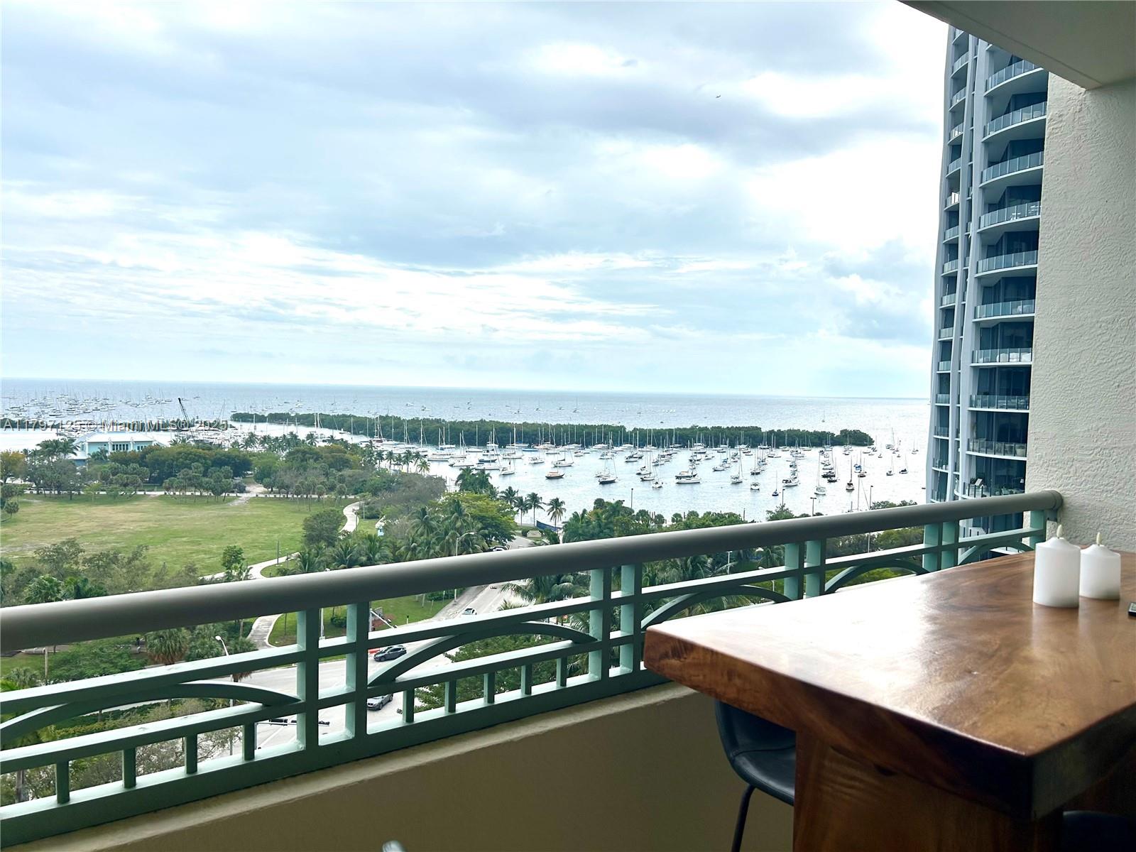 THE TOWER RESIDENCES COND - Residential