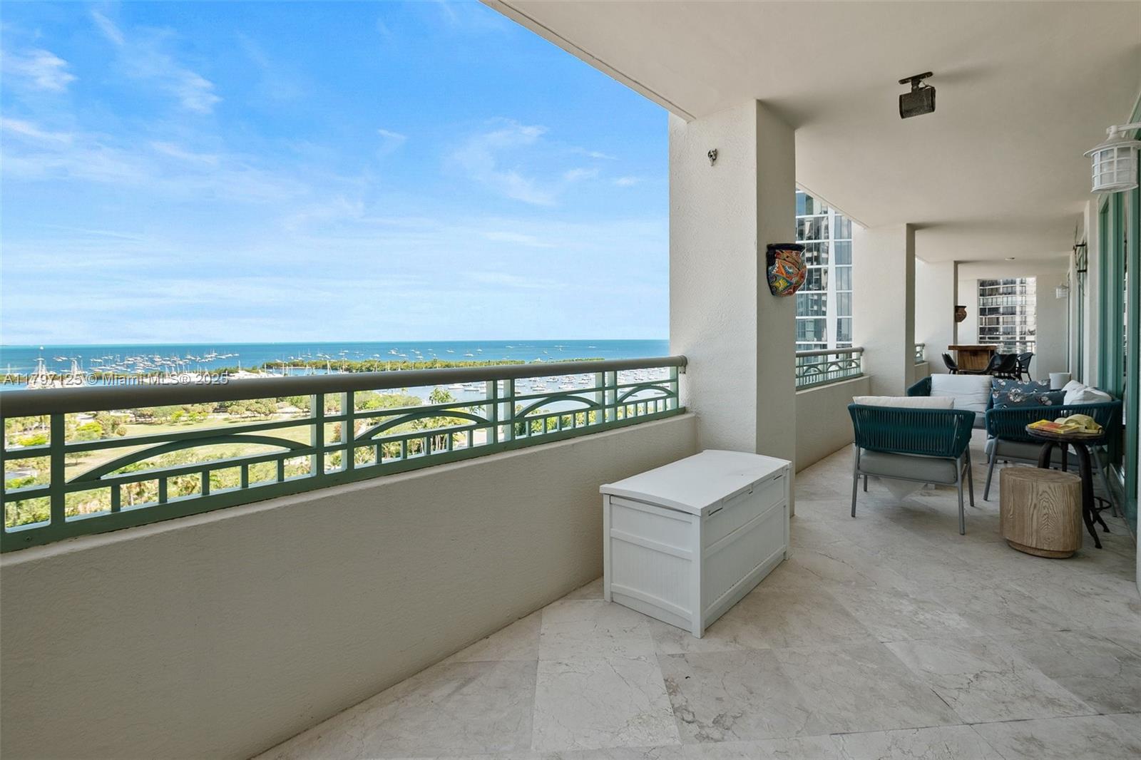 THE TOWER RESIDENCES COND - Residential