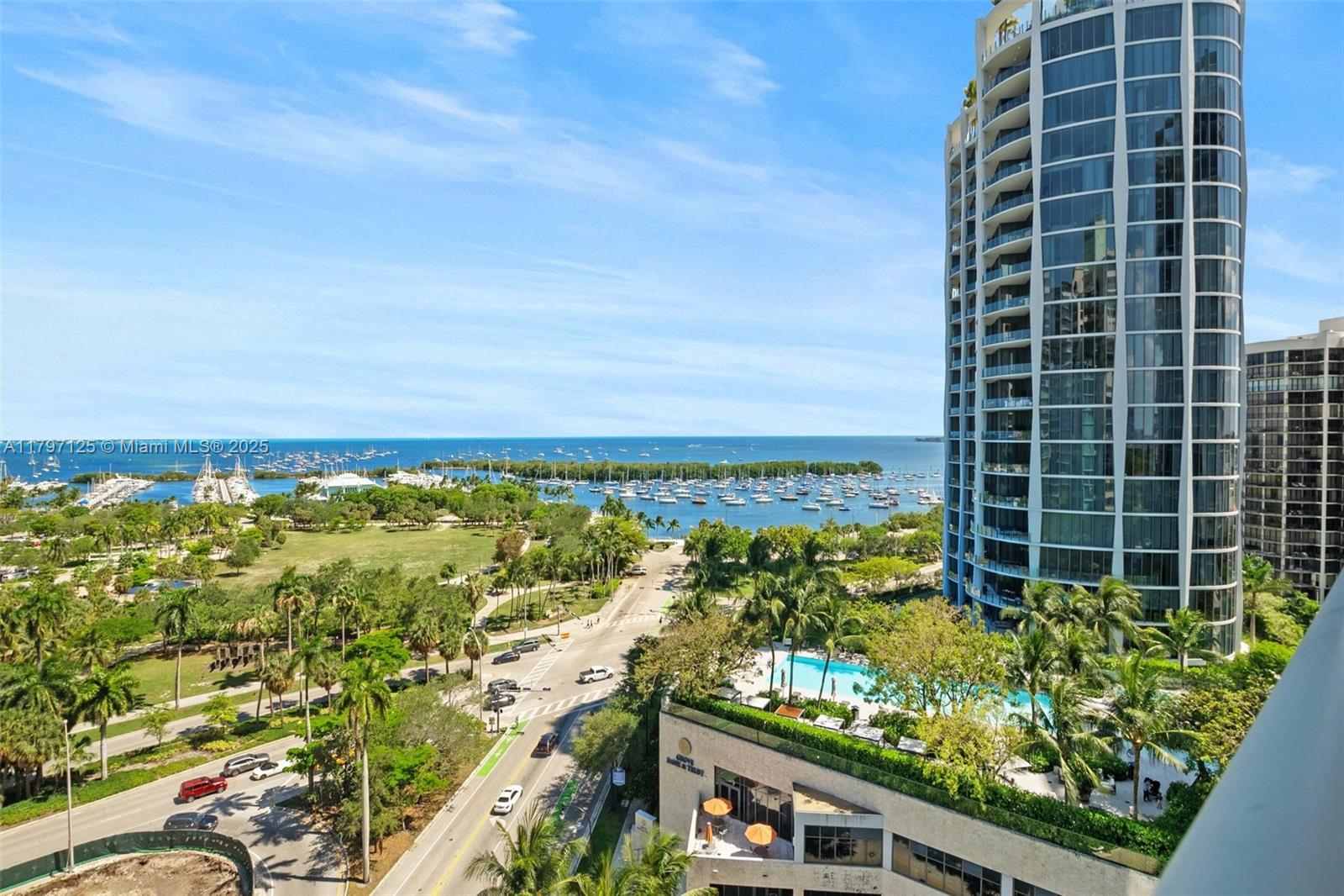 THE TOWER RESIDENCES COND - Residential