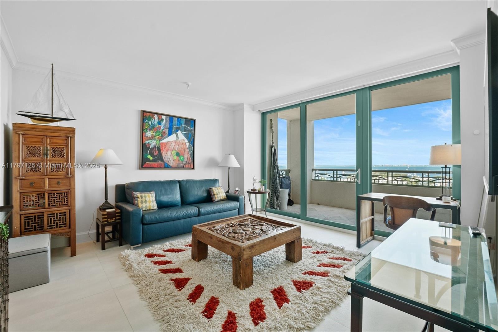 THE TOWER RESIDENCES COND - Residential