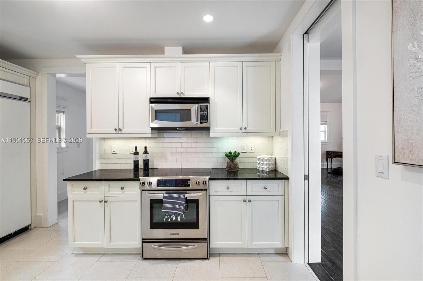 BERMUDA VLG AT CORAL GABL - Residential