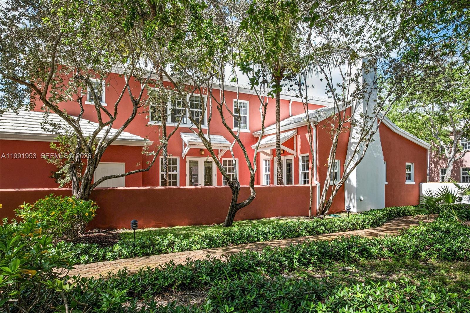 BERMUDA VLG AT CORAL GABL - Residential