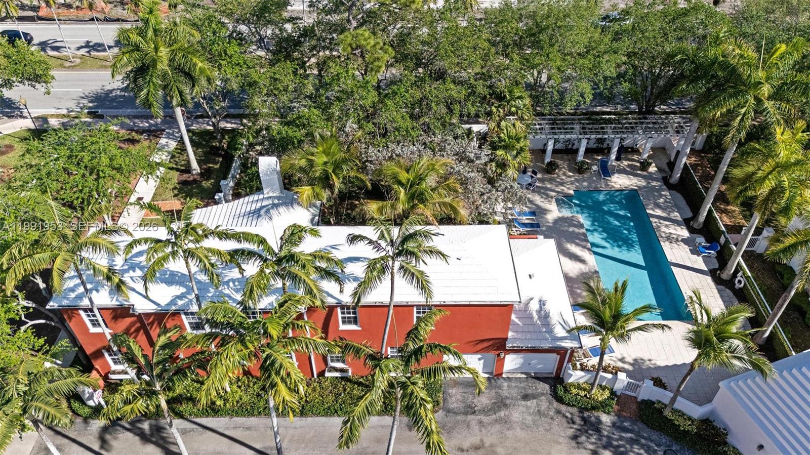 BERMUDA VLG AT CORAL GABL - Residential