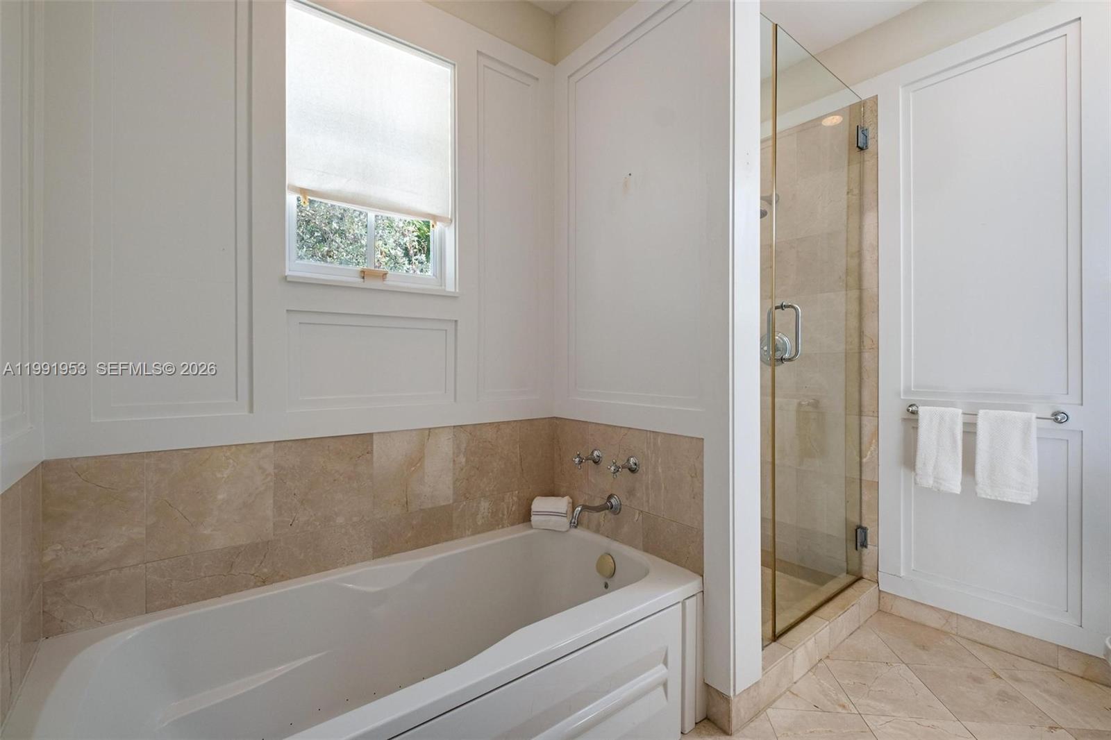 BERMUDA VLG AT CORAL GABL - Residential