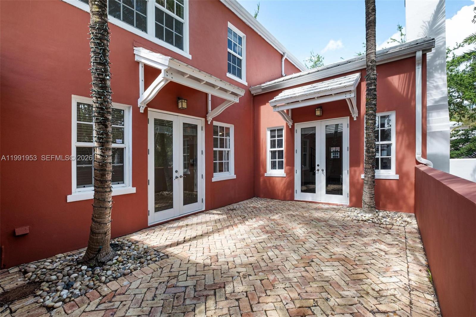 BERMUDA VLG AT CORAL GABL - Residential