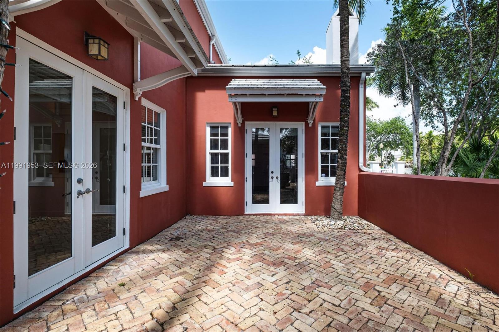 BERMUDA VLG AT CORAL GABL - Residential