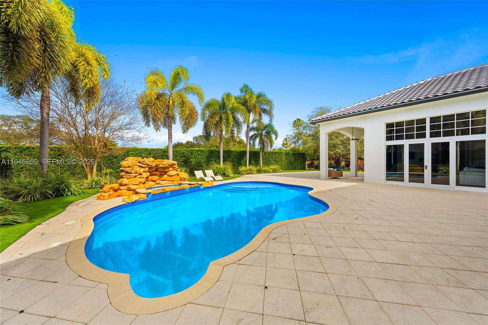 KAPOK GROVE ESTATES - Residential