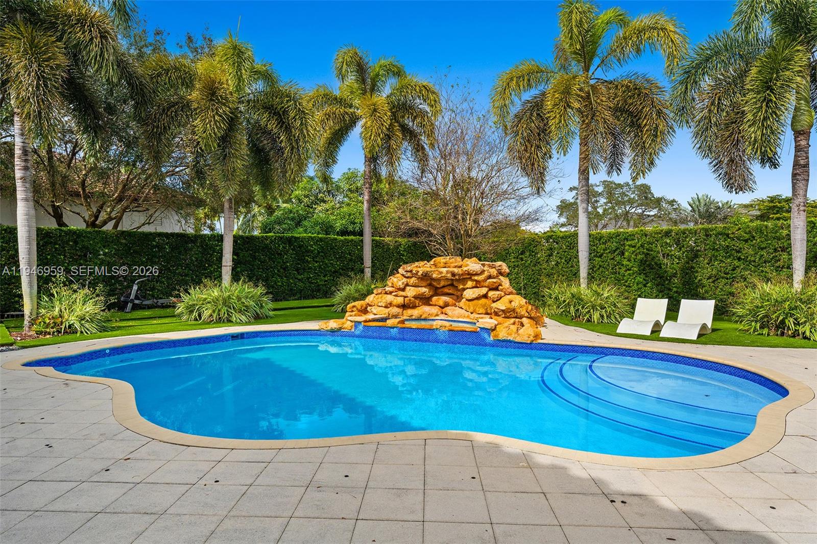 KAPOK GROVE ESTATES - Residential