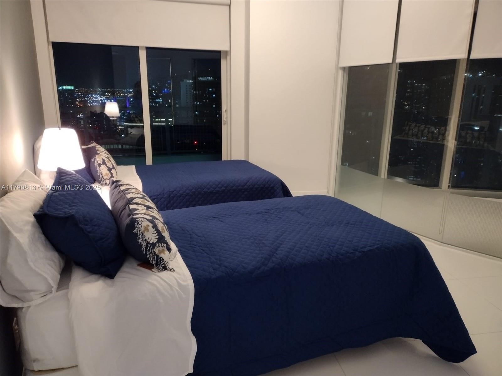 INFINITY AT BRICKELL COND - Residential Lease