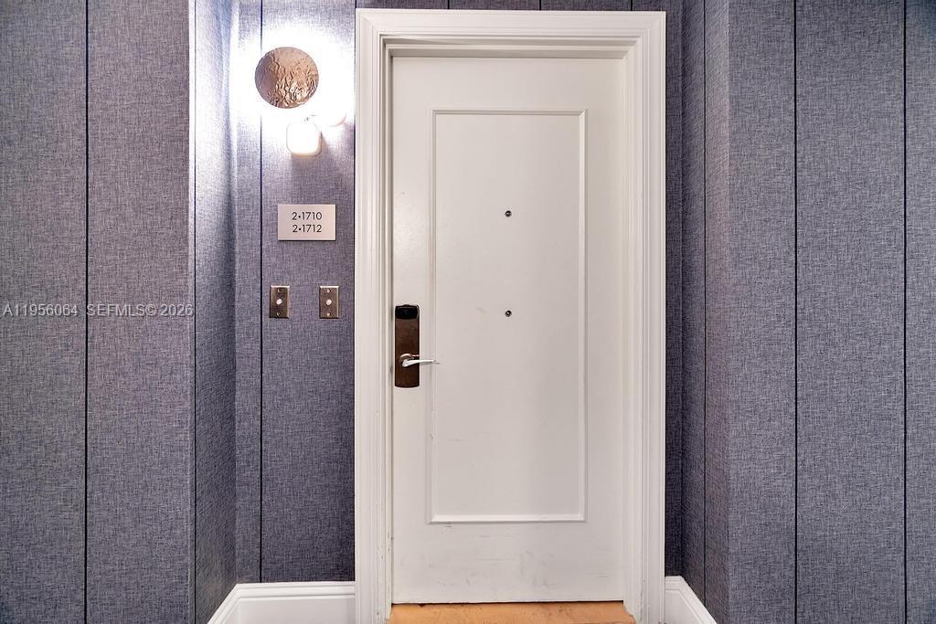 FONTAINEBLEAU II CONDO - Residential