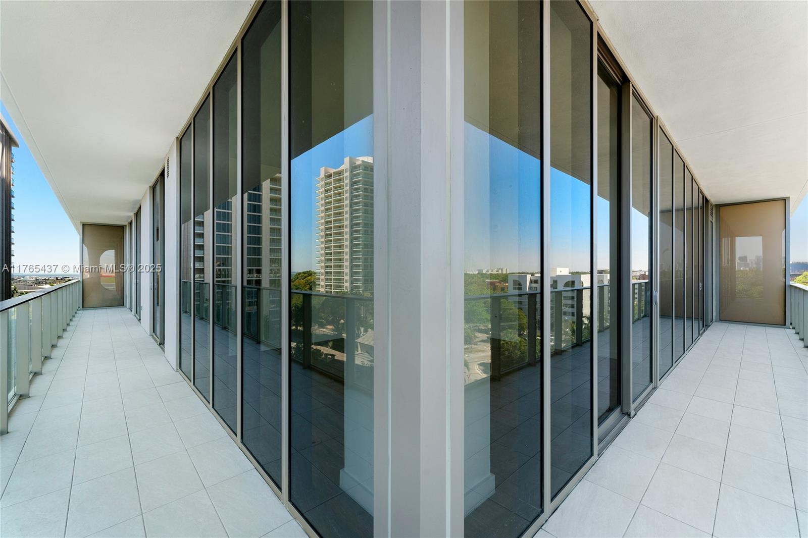 MR C TIGERTAIL TOWER - Residential Lease